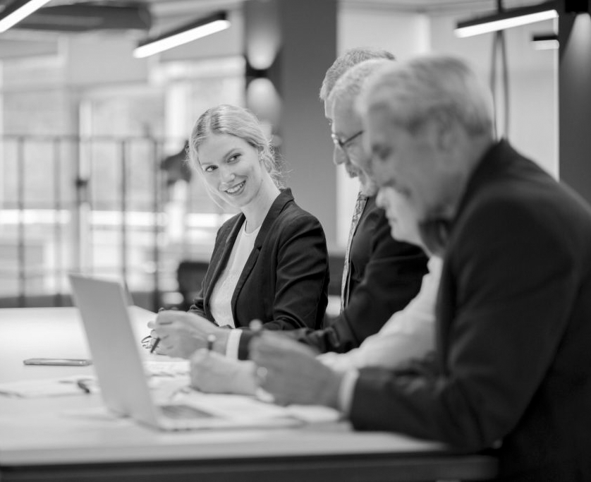 intro-bank-account_bg